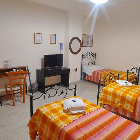 L'Attico Affittacamere B&B Catanzaro Buitenkant foto